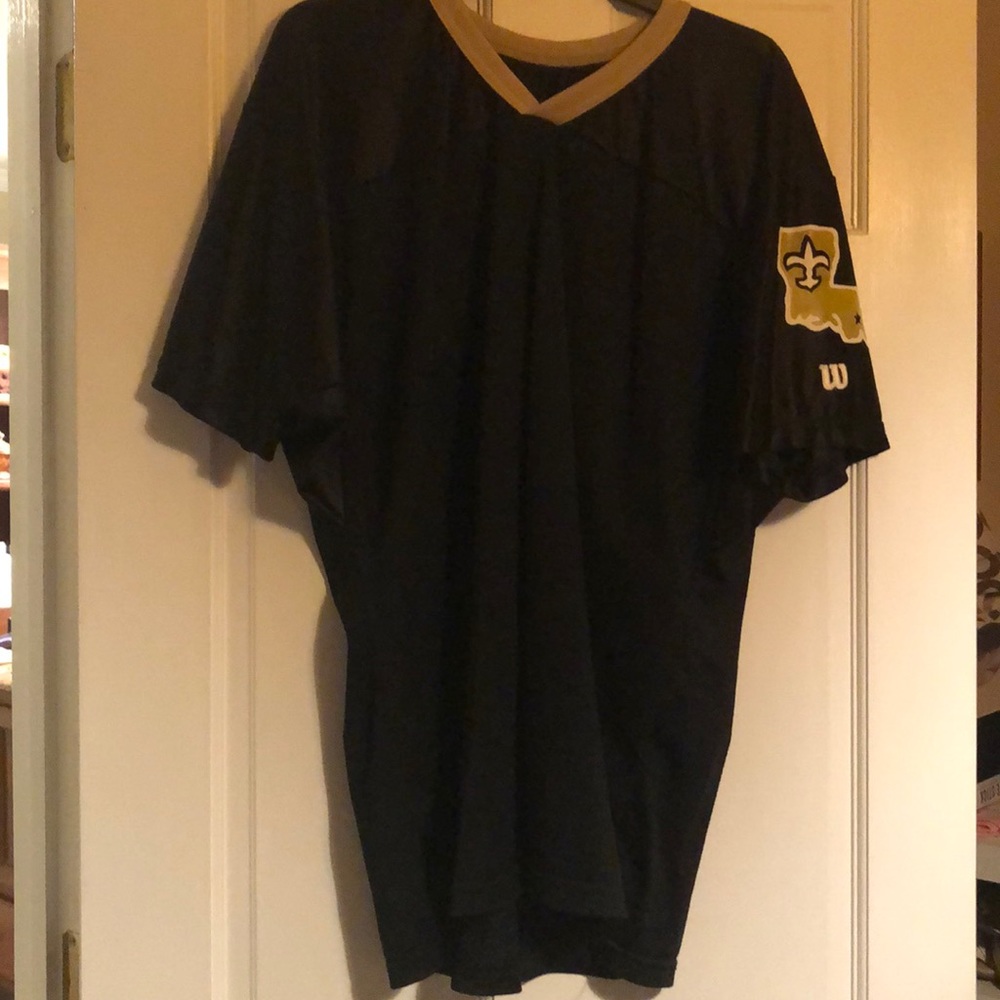 Black and gold jersey